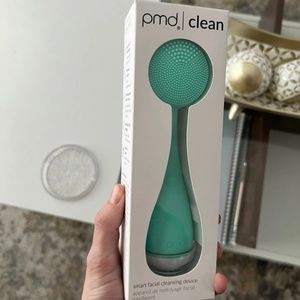 PMD Smart Facial Cleansing Device (new in box)